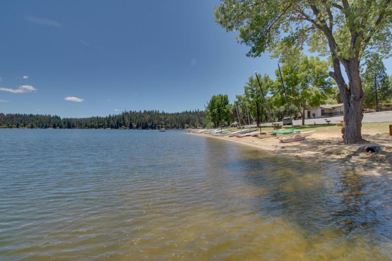 Lake Lodge Beach グローヴランド エクステリア 写真